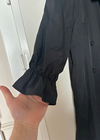 Kadın Siyah Düğmeli Uzun Trençkot - Görsel 2