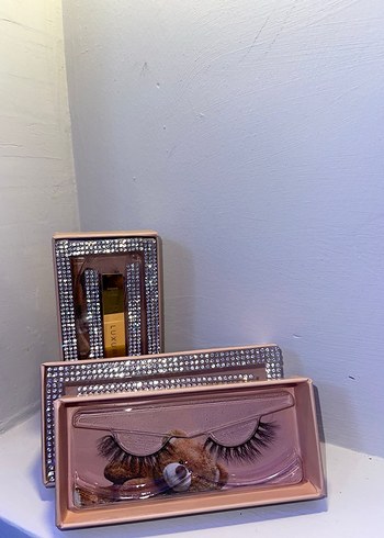 Parlak Beyaz Takma Kirpik - Görsel 3