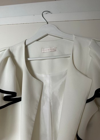 Fırfırlı Beyaz Straplez yelek - Görsel 4