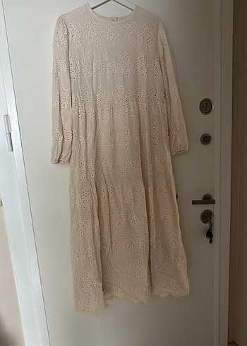 Bej Dantel İşlemeli Uzun Bohem Elbise - Görsel 2