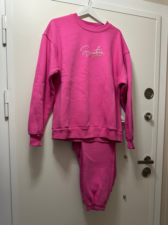 Pembe Rahat Kesim  Eşofman Takımı - Görsel 2