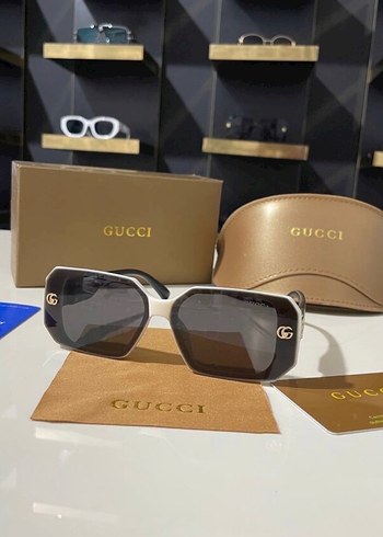 Gucci Beyaz ve Gri Kadın Güneş Gözlüğü - Görsel 2