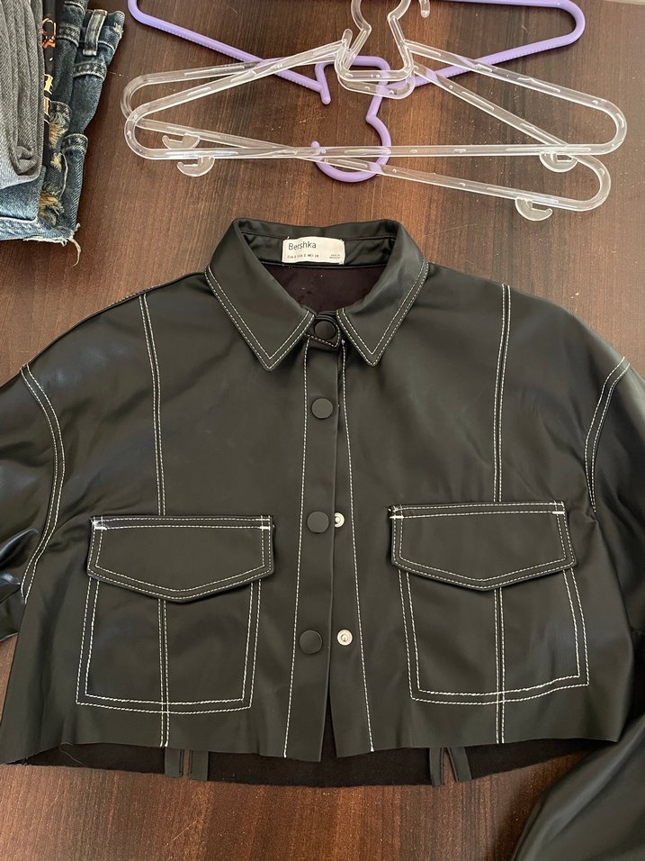 Bershka crop deri ceket gömlek - Görsel 2