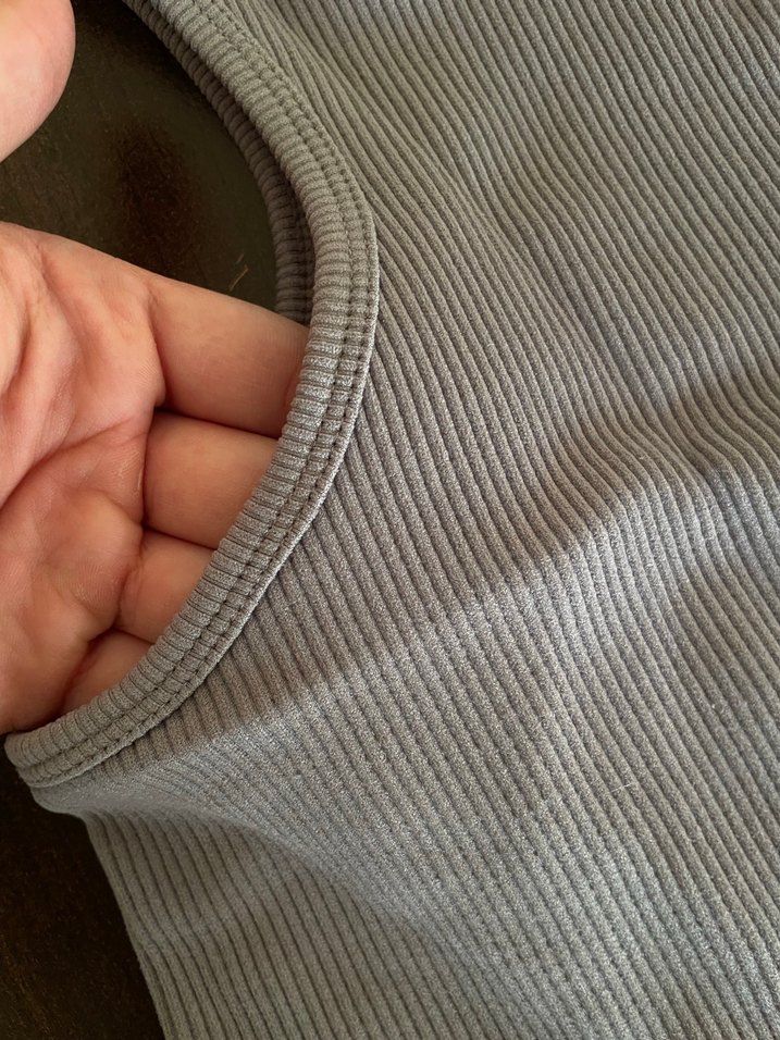 Gri fitilli atlet - Görsel 3