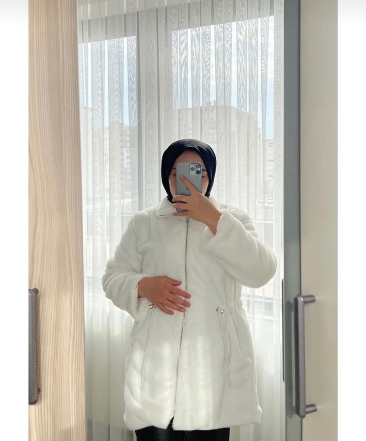 Beyaz Kürk Detaylı Kadın Midi Mont - Görsel 2