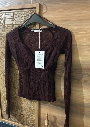 Bordo Dantelli V Yaka Dar Kesim Bluz - Görsel 3