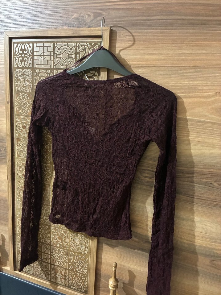 Bordo Dantelli V Yaka Dar Kesim Bluz - Görsel 4