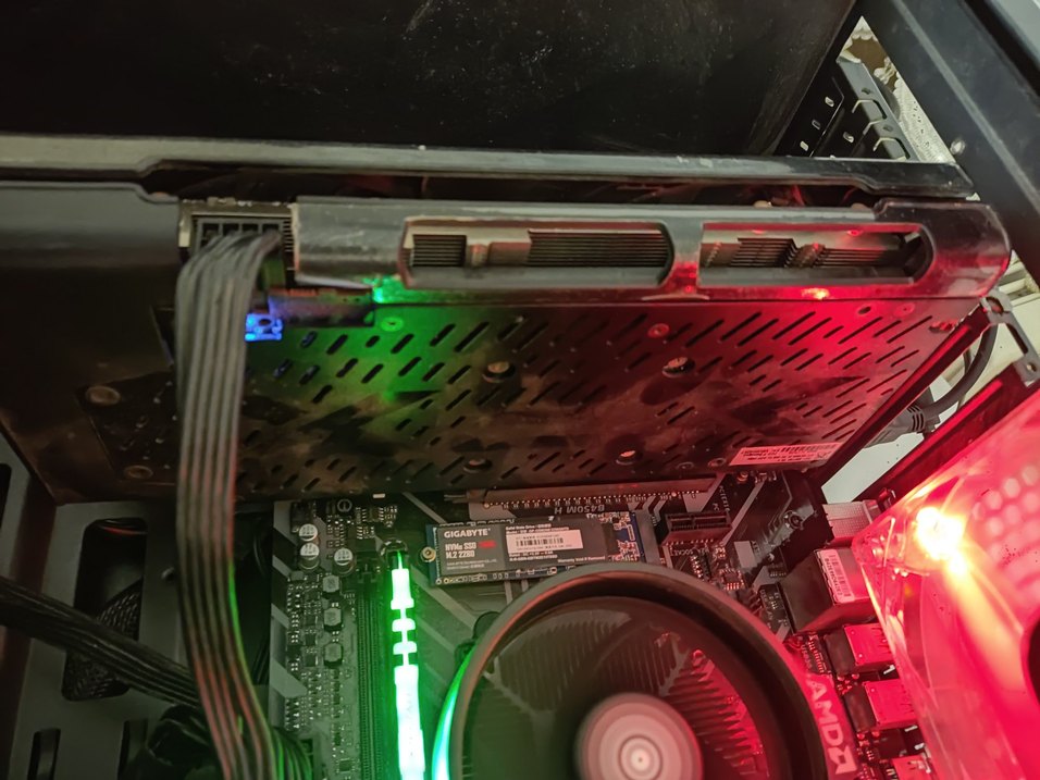 RX 5500xt 8gb ekran karti - Görsel 3