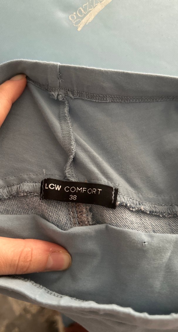 LC Waikiki Mavi Hamile Jean Pantolon - Görsel 4