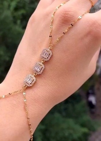 Beyaz Parlak Yılan Desenli Kadın El Zinciri - Görsel 2