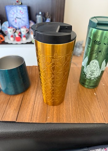 Starbucks Gold Renk Yeniyıl Termosu - Görsel 4