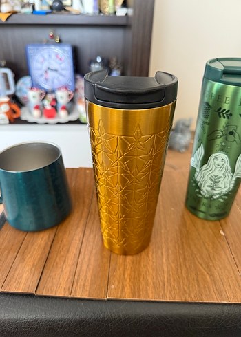 Starbucks Gold Renk Yeniyıl Termosu - Görsel 3