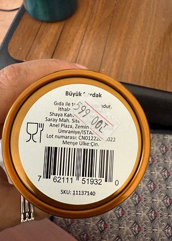 Starbucks Gold Renk Yeniyıl Termosu - Görsel 5