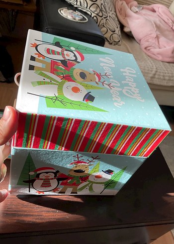 Çocuklar için renkli yeni yıl temalı mukavva kutu - Görsel 3