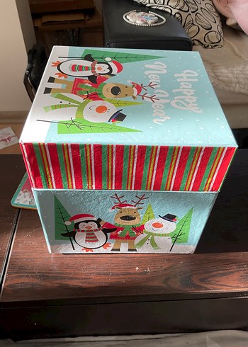 Çocuklar için renkli yeni yıl temalı mukavva kutu - Görsel 2