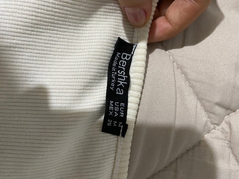 Bershka Beyaz Kısa Kollu Kadın crop - Görsel 3