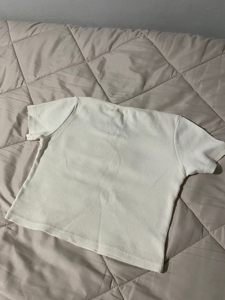 Bershka Beyaz Kısa Kollu Kadın crop - Görsel 2