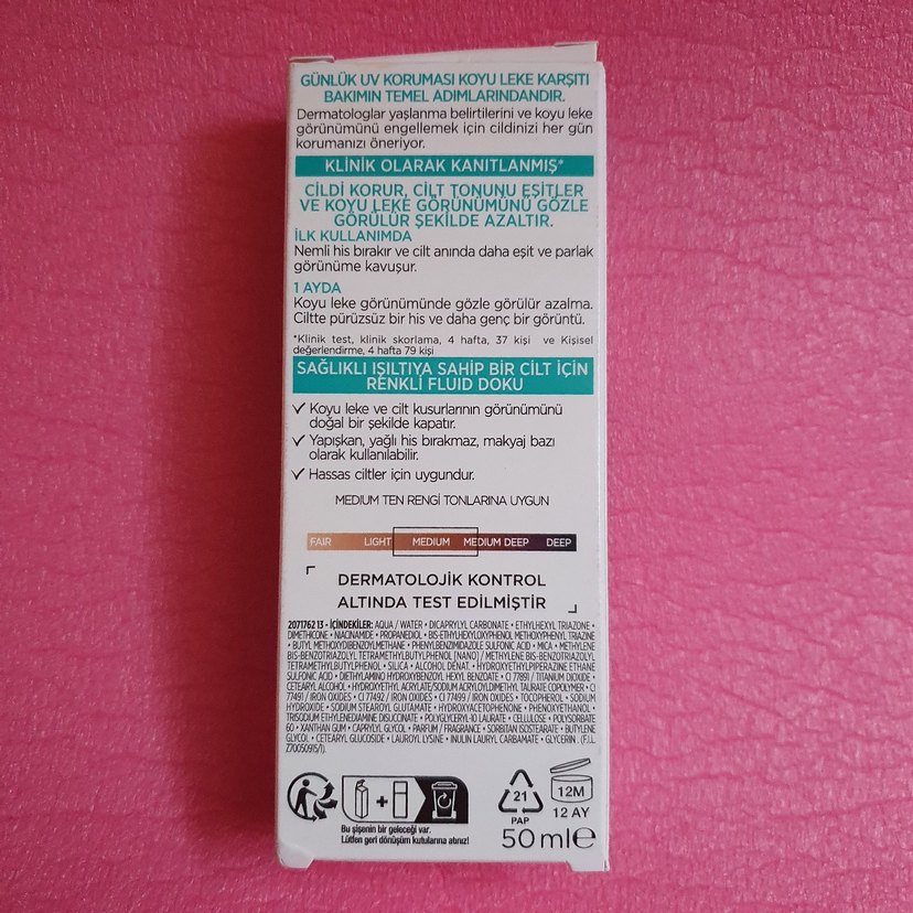 Loreal Paris Bright Reveal SPF 50 Renkli Yüz Güneş Kremi - Görsel 2