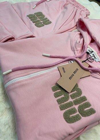 Miu Miu Pembe Kapüşonlu Eşofman Takımı - Görsel 2