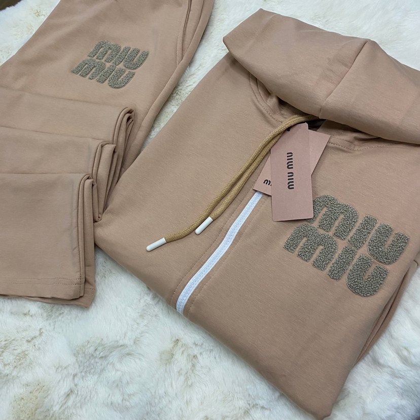 Bej Kadın Kadife Eşofman Takımı - Görsel 2