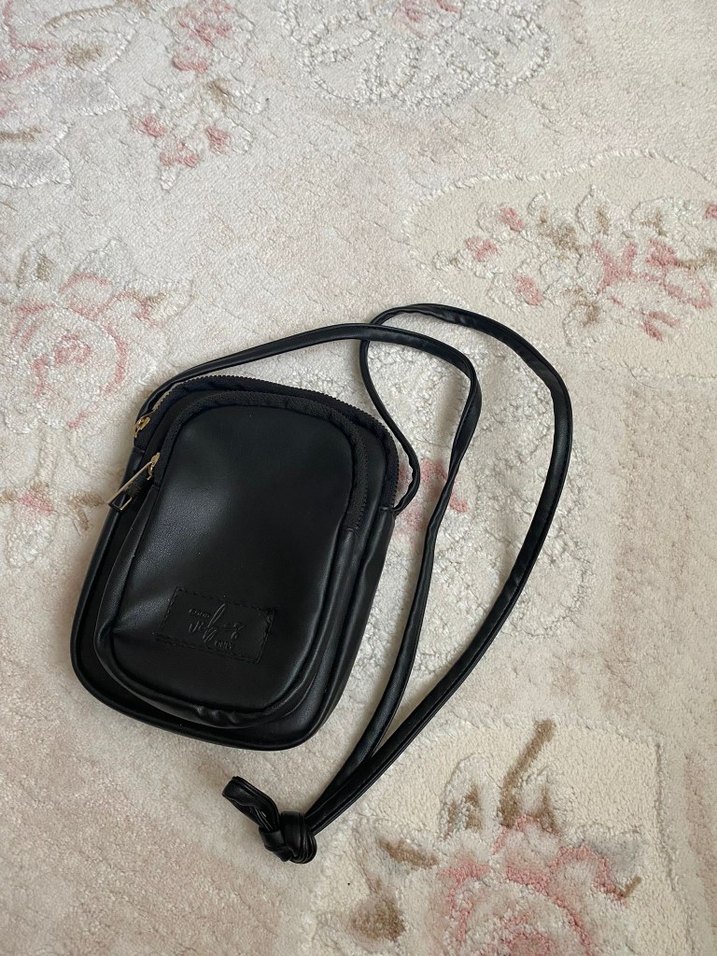 Siyah Deri Fermuarlı Kadın Çanta - Görsel 2