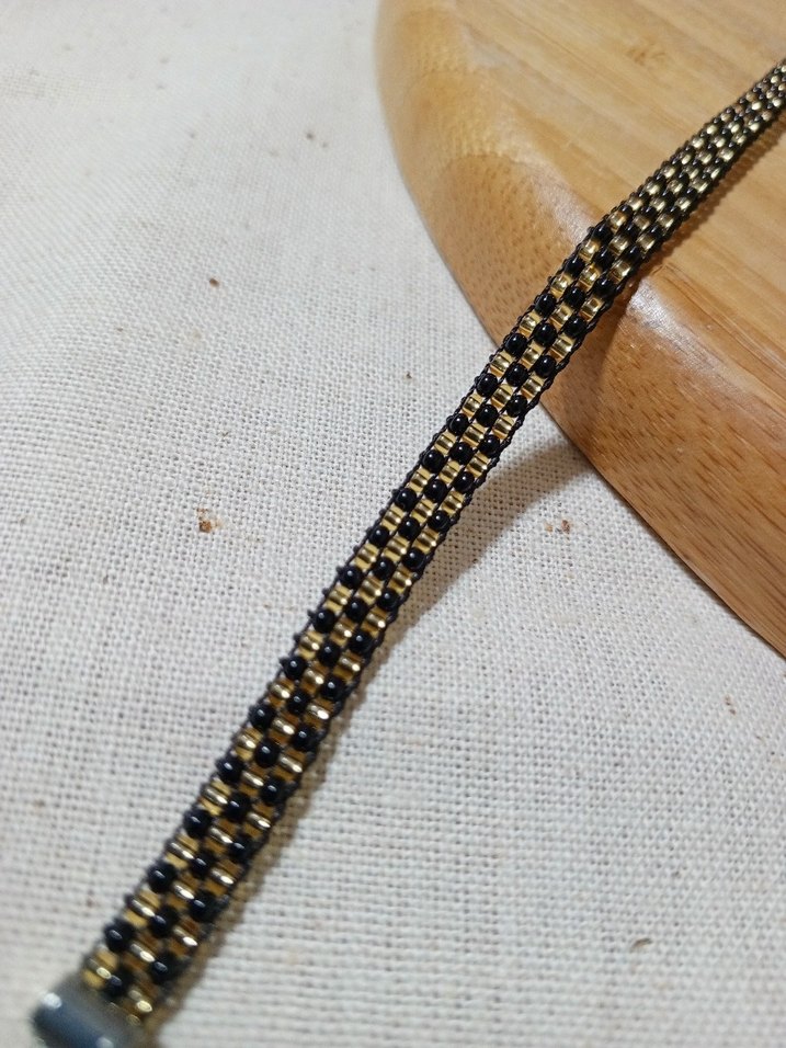 Dama Desenli Siyah-Gold Bilezik - Görsel 2