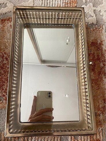 Diğer Aynalı cam kutu