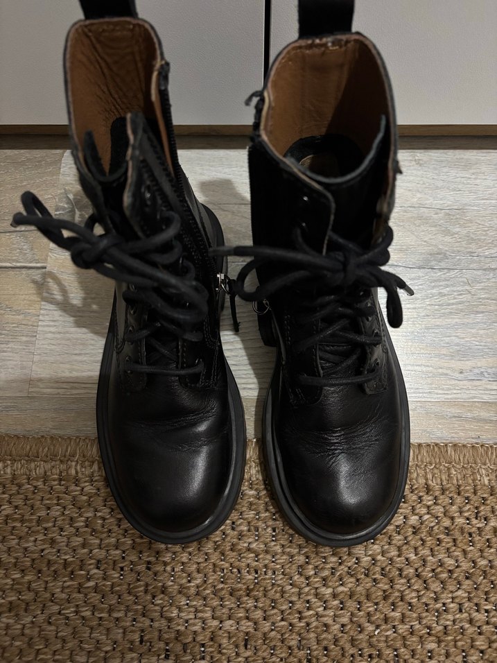 Siyah Çocuk Botu - Görsel 2