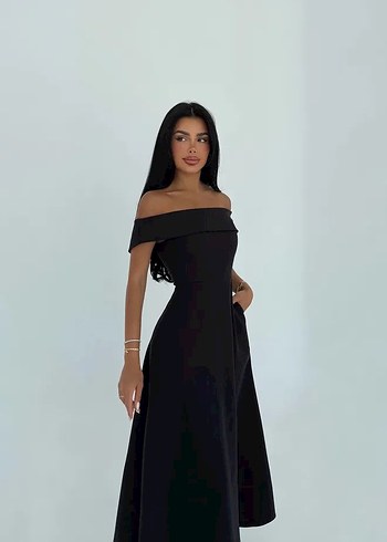 Siyah Uzun Drapeli Kayık Yaka Elbise - Görsel 2