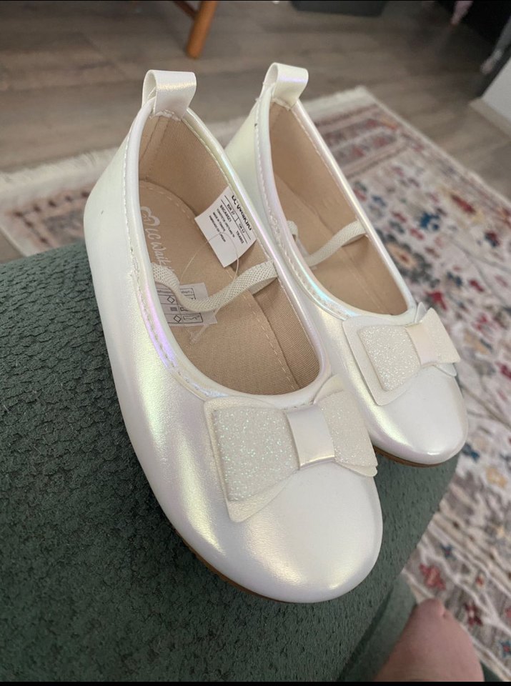 Kız Çocuk Beyaz Fiyonklu Babet - Görsel 2