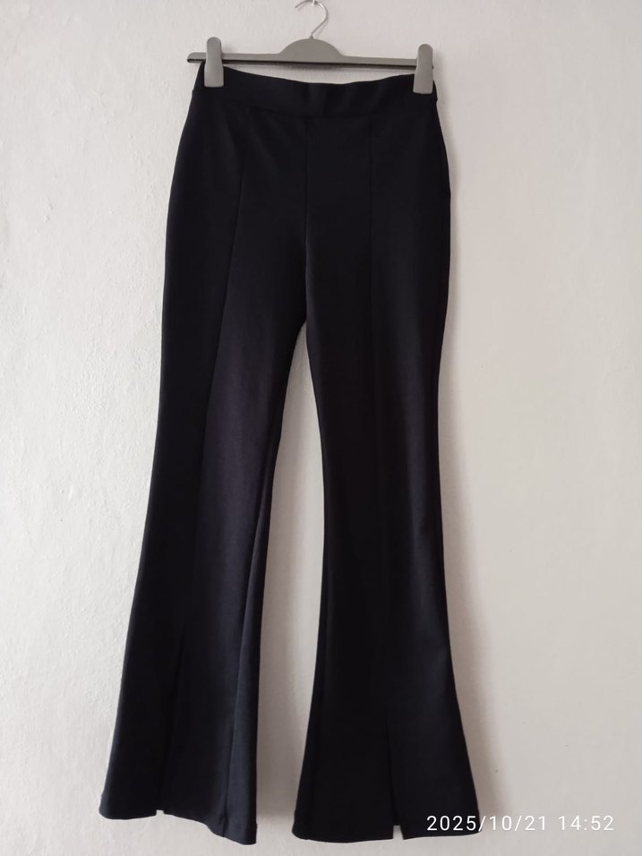 Siyah Kadın Midi İspanyol Paça Pantolon - Görsel 2