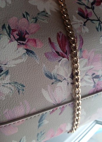 Pembe Çiçekli Pilili Kadın Çanta - Görsel 3