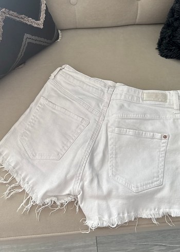 Beyaz Kadın Mavi marka Mini Kot Şort - Görsel 2