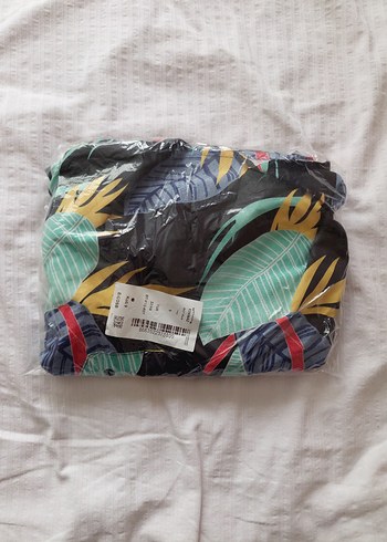 Renkli Erkek Mini Rahat Kesim Deniz Şortu - Görsel 4