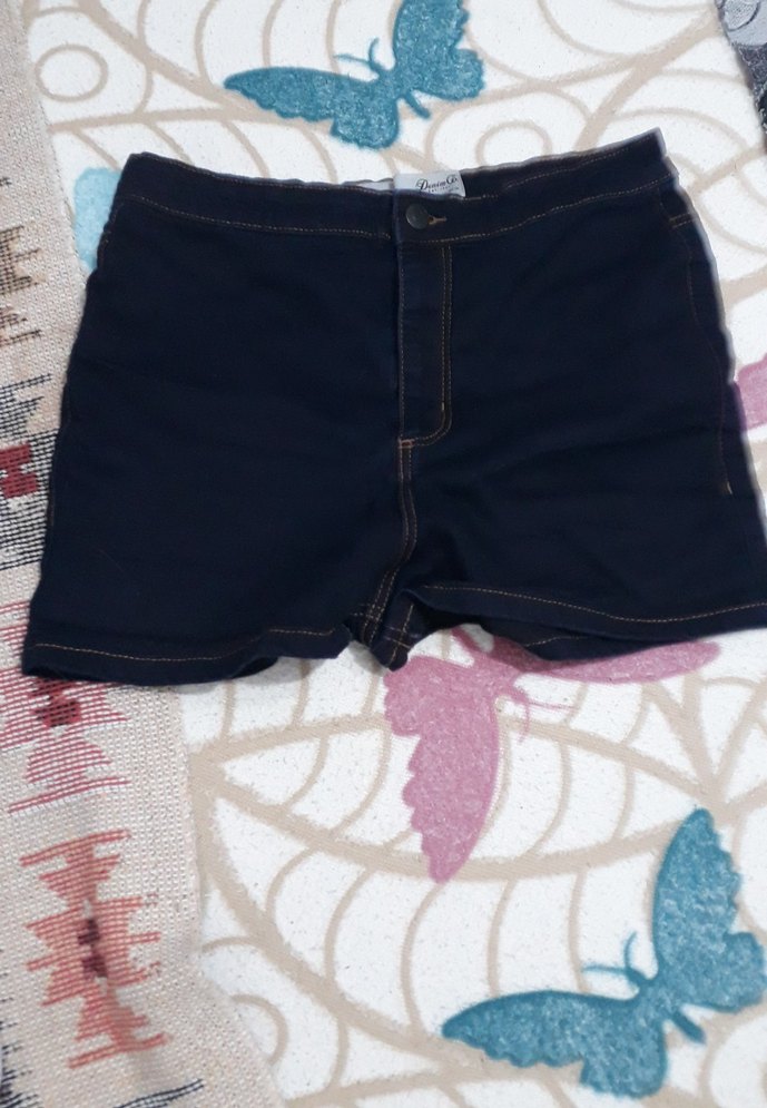 Düğmeli Siyah Mini Denim Şort - Görsel 2