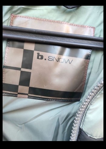 Kaz tüyü mont - Görsel 4