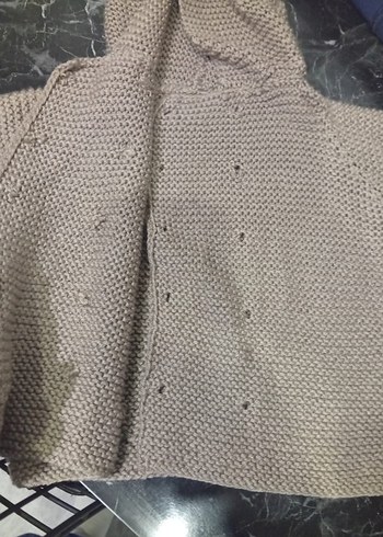 Kız Çocuk Gri Düğmeli Kapüşonlu Hırka - Görsel 2