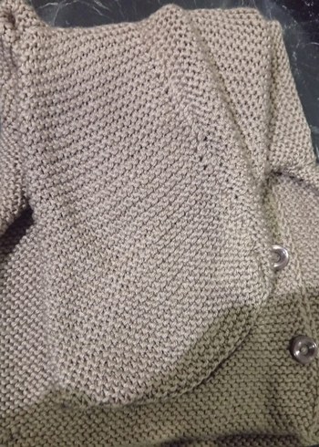 Kız Çocuk Gri Düğmeli Kapüşonlu Hırka - Görsel 4