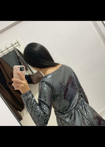 Uzun Kollu, V Yakalı Siyah Mini Elbise - Görsel 4