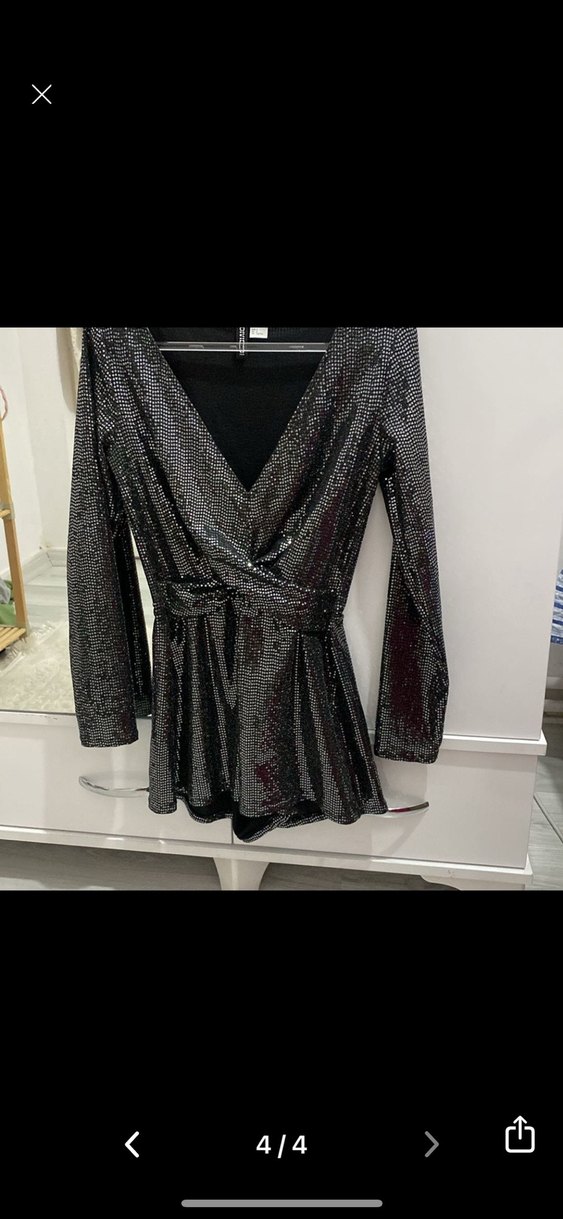 Uzun Kollu, V Yakalı Siyah Mini Elbise - Görsel 2