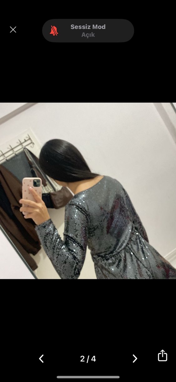 Uzun Kollu, V Yakalı Siyah Mini Elbise - Görsel 4