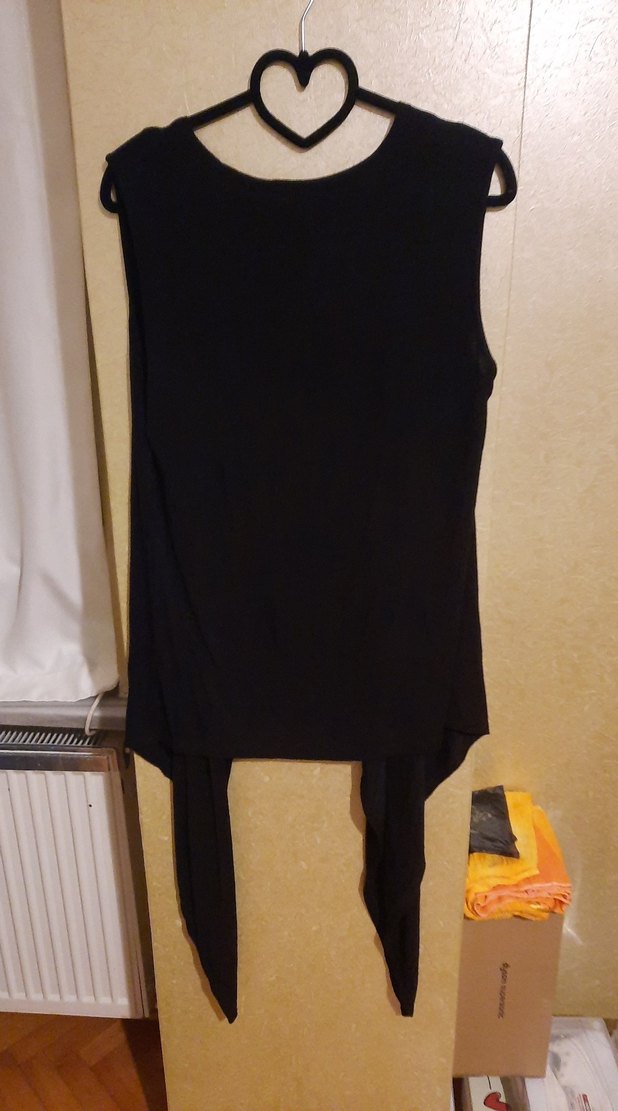 Kolsuz Siyah Penye Yelek - Görsel 4