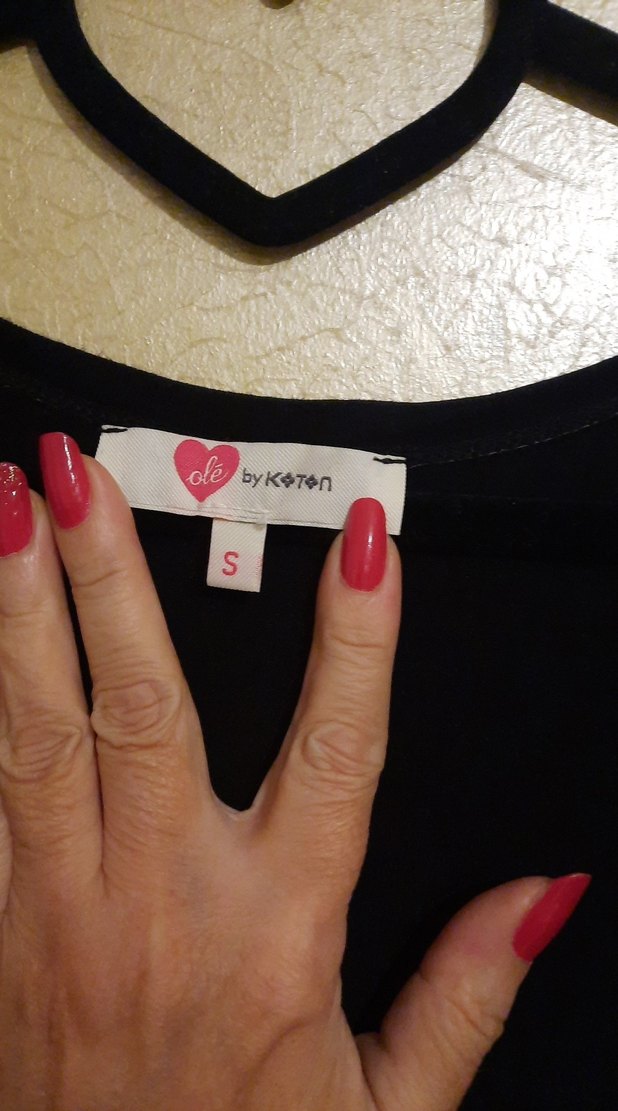 Kolsuz Siyah Penye Yelek - Görsel 3