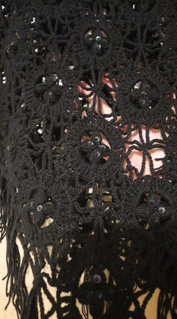 Siyah Dantel Detaylı Örgü Kadın Panço - Görsel 4