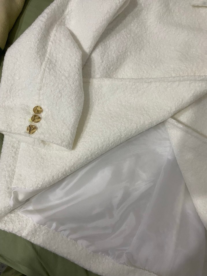 Düğmeli Beyaz Kadın Midi Klasik Kaban çeket - Görsel 4