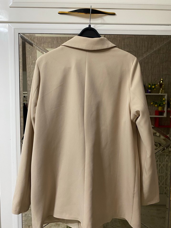 Bej Kadın Düğmeli Midi Blazer Ceket - Görsel 4