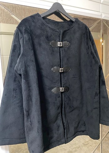 Düğmeli Siyah tüylü Kadın Ceket - Görsel 2
