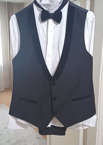 Düğmeli Siyah Erkek Takım Elbise - Görsel 2