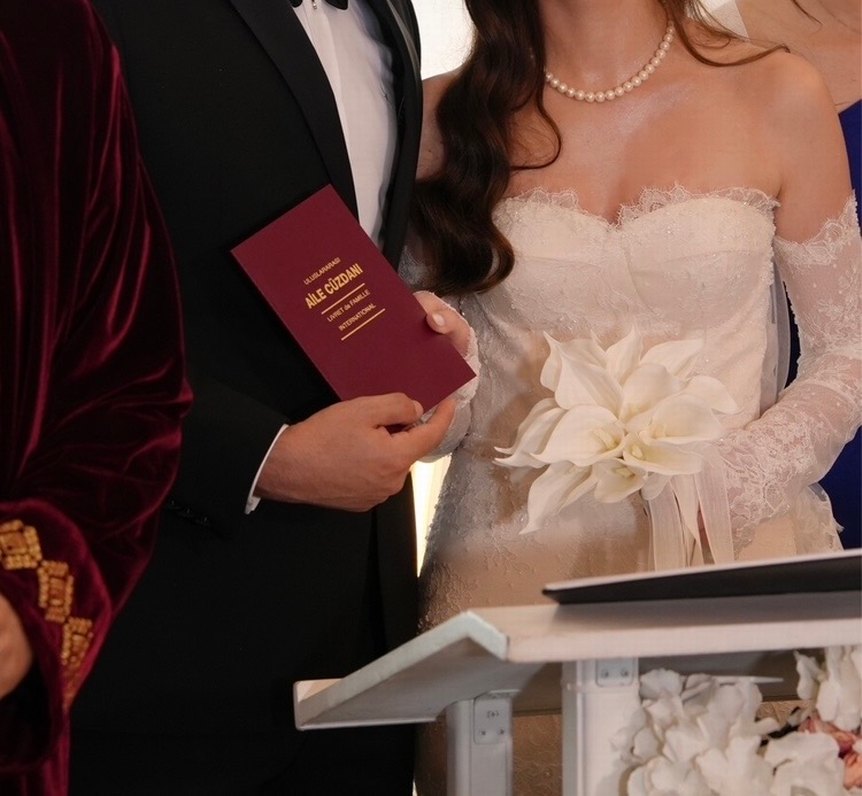 Straplez Balık Model Beyaz Gelinlik - Görsel 2