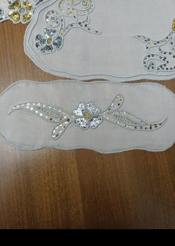 Nakışlı Beyaz Masa Örtüsü Seti - Görsel 6